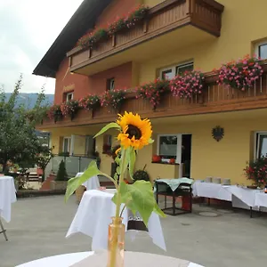 Café-pension Margret Bed & Breakfast