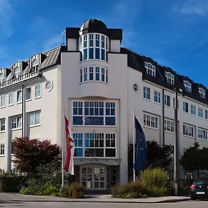 Mynext - Riverside Vandrarhem Salzburg